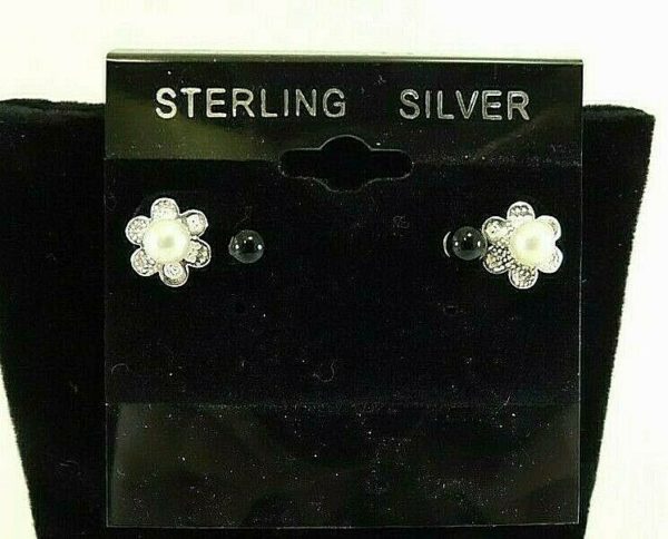 925-Sterling-Silver-Flower-Stud-CM00046-254223576062